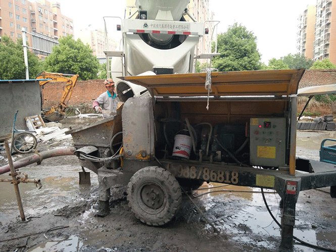 4月27日南京细石混凝土泵合作上海建工一建雨花G56地块项目