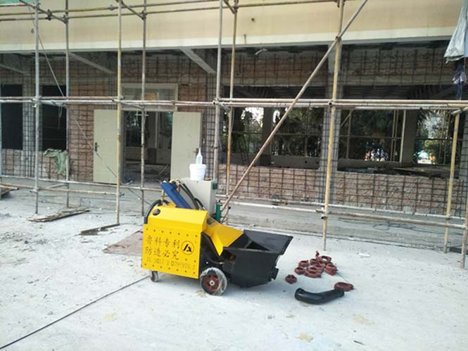7月24日无锡细石混凝土泵厂家合作中谊华庄中心小学现状提升项目